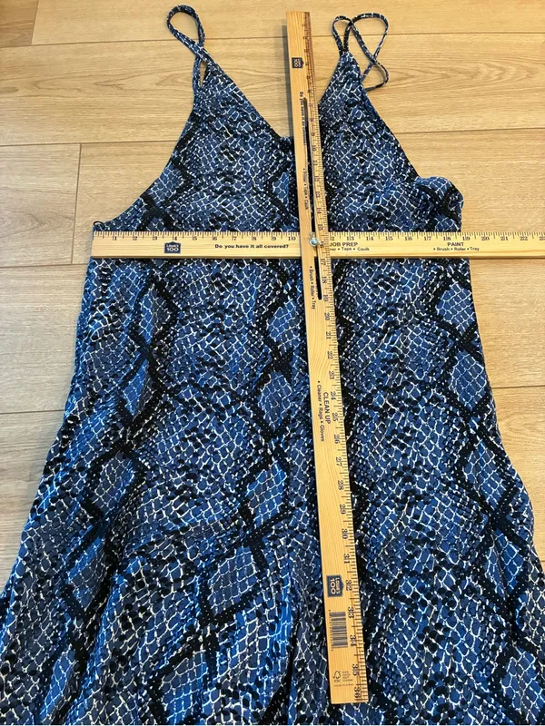 Free People Women’s Snakeskin Open Back Blue Jumpsuit Wide Leg Size S - Image 5