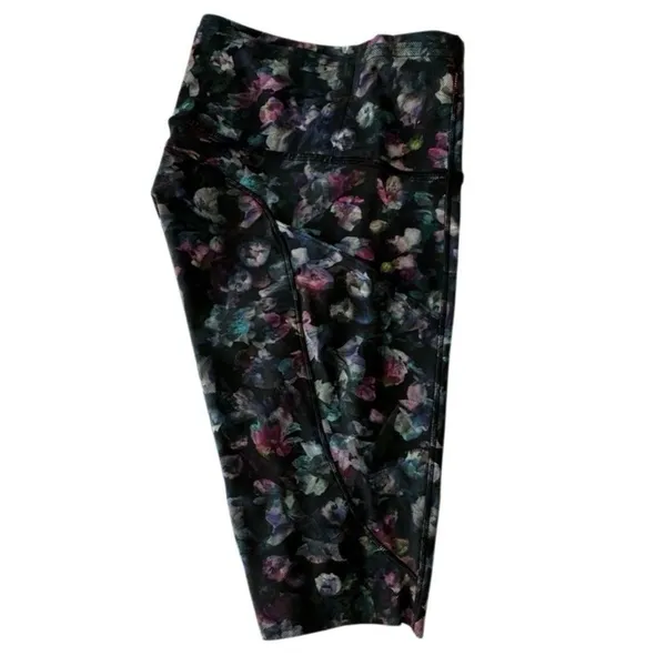 Lululemon Fast Free Short 10" Inseam Non-Reflective Activate Floral Multi Size 6 - Image 9