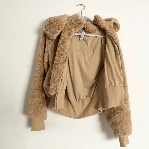 Alo Yoga Foxy Sherpa Jacket Camel M - Image 5