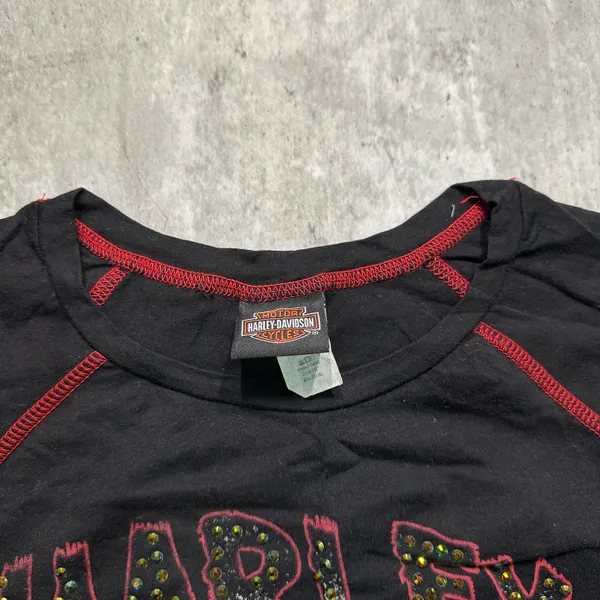 Harley Davidson Y2k Skull Graphic Black & Red Shirt - Image 4
