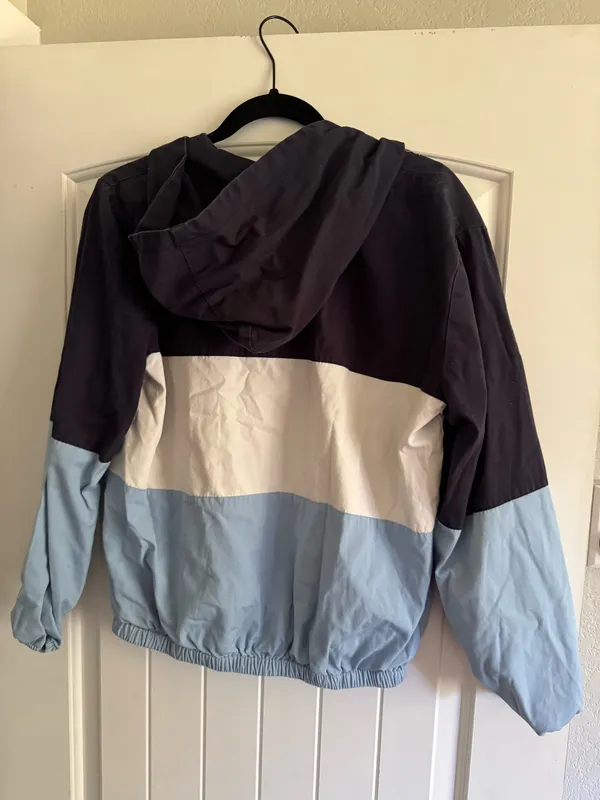Brandy Melville x John Galt Tri-Color Windbreaker - Image 3