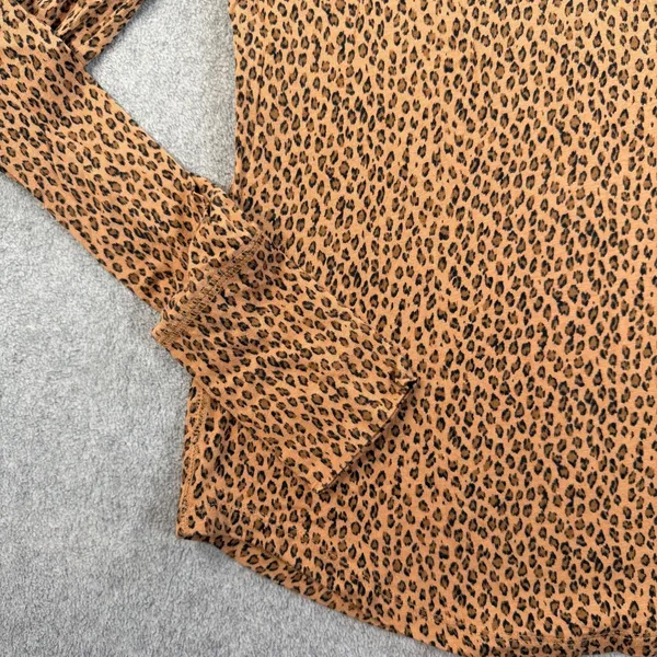 GAP Women's Small Feather T Leopard Print Long Sleeve T-Shirt Crew Neck Brown - Image 2