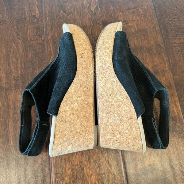Collection by Clarks Open Toe Sling Shoe with heel Black Size 8M‎ Dressy Casual - Image 7