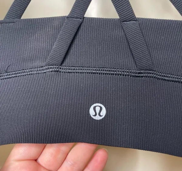 Lululemon Energy Bra High Neck Long Line Medium Support B-D Cup sz 4 - Image 3