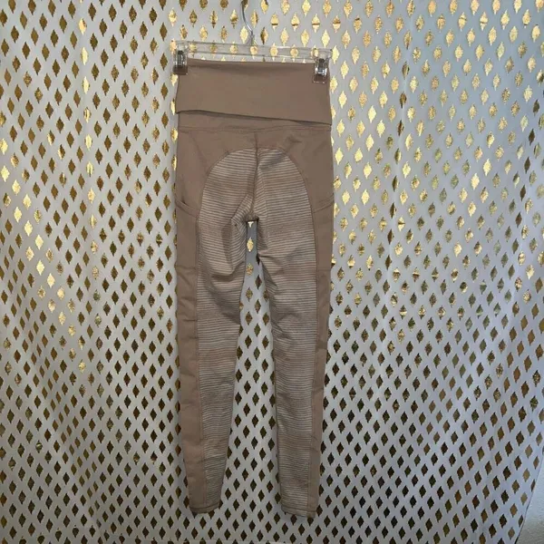 NWOT Offline by Aerie fold over hi rise leggings hugger nude tan size XS - Image 3