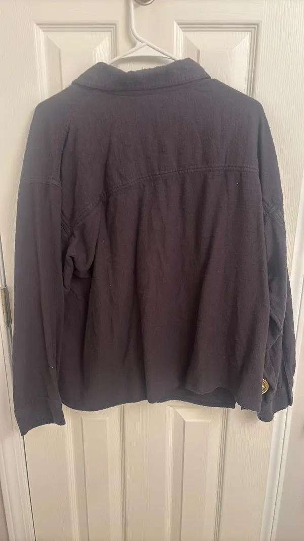 American Eagle Button-Up Top - Image 2