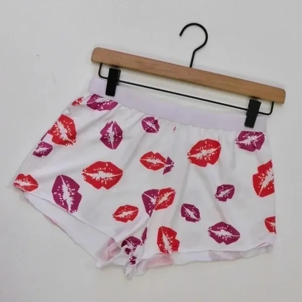 NEW!! HOT LIPS Lipstick Kiss Cropped‎ Loungewear Two Piece Set Top Shorts Medium - Image 4