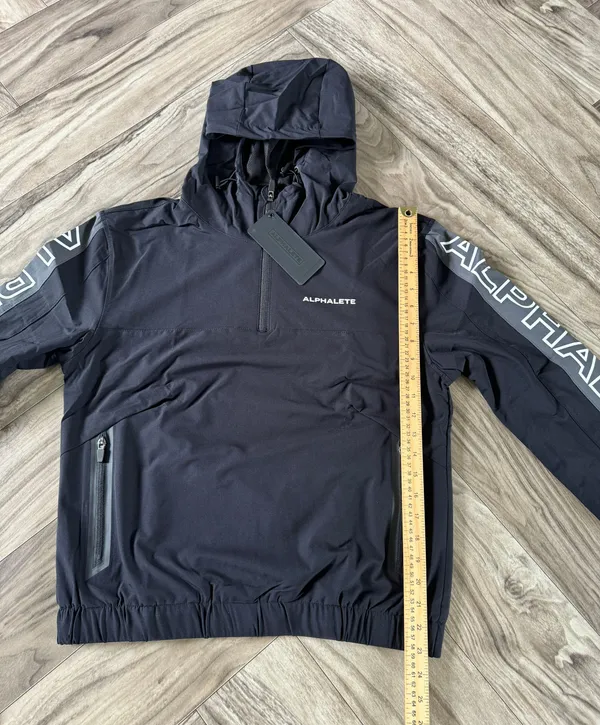 Alphalete Women’s EXP Tech Windbreaker- Black Matter, Size Small - Image 5