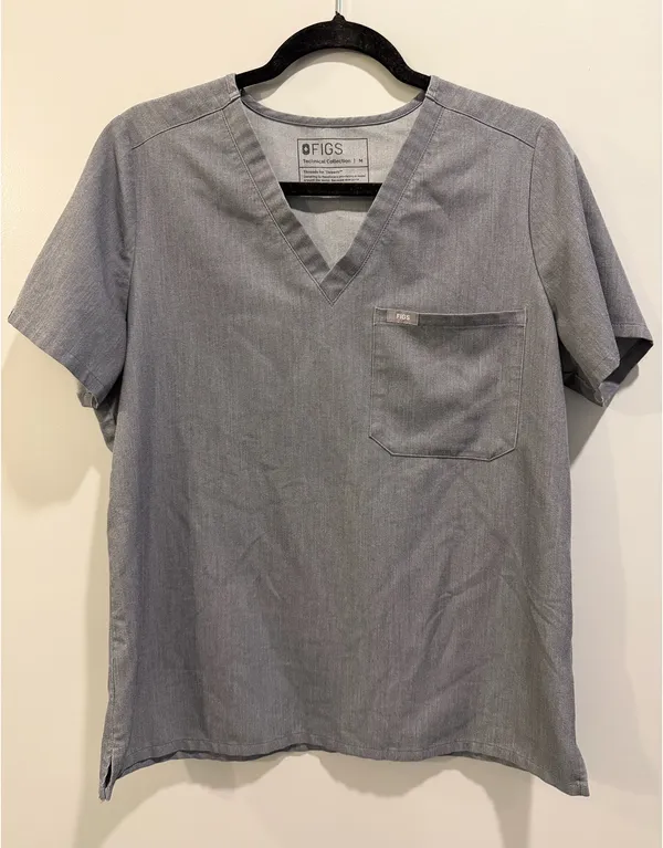 FIGS Catarina One Pocket Scrub Top Graphite Grey PO 2974 - Image 6