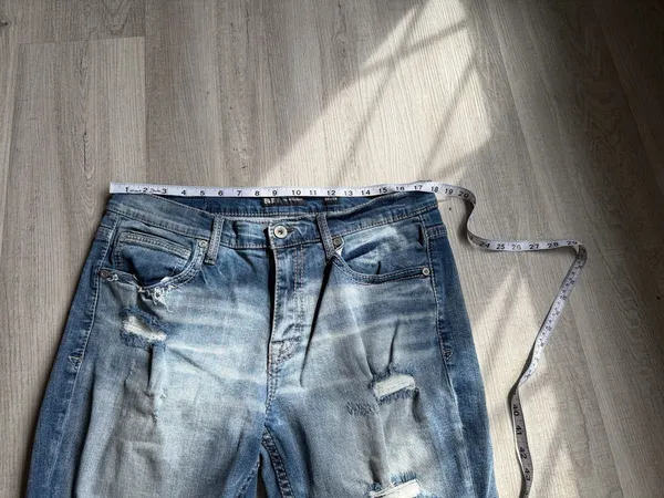 BKE Jake Straight Jeans Men’s Size 38x34 Distressed Denim - Image 3