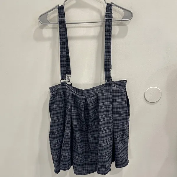 Hot Topic Gray Black Plaid Suspender Skirt Pleated Mini Detachable Straps Goth L - Image 4