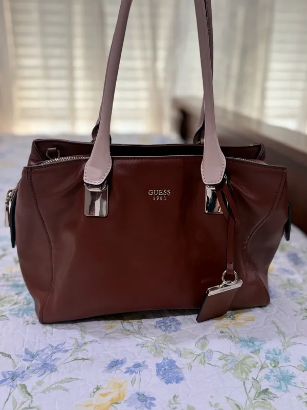 GUESS Brown Tote with Light Pink Handles - Image 2
