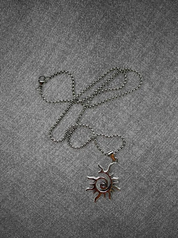 Silver Tone Tribal Sun Spiral Pendant Necklace 20 Inch Chain - Image 5