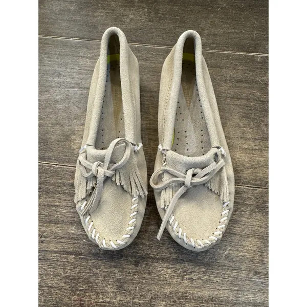 Minnetonka Slipper Kilty Women's Size 7 Beige Leather Breathable Comfort - Image 2