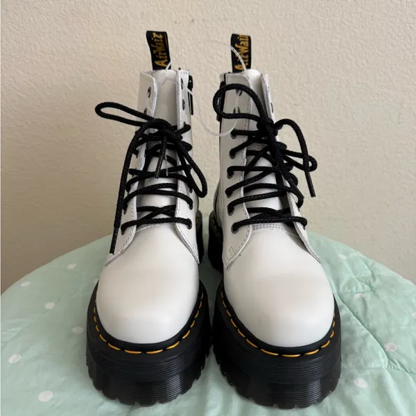 Dr. Martens Jadon White Leather Platform Boots EU 37/Men’s size 5/Women’s size 6 - Image 5