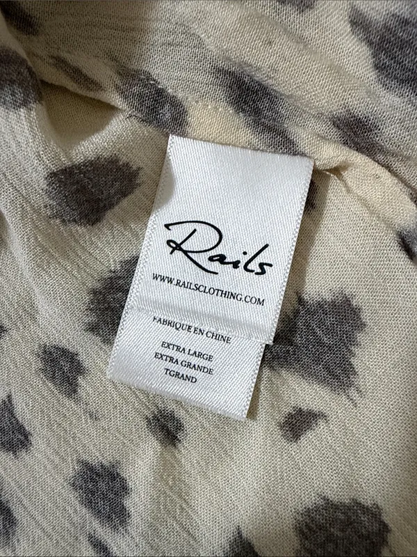 Rails Lydia Puma Animal Print Blouse Size XL - Image 8