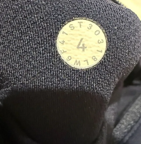 Lululemon Speed Up Crop Leggings Black Size 4 - Image 2