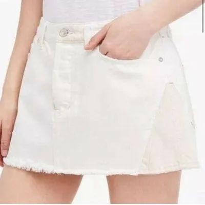 We The Free People Two Toned Patched Up White Cream Raw Hem Denim Skirt 29 - Image 2