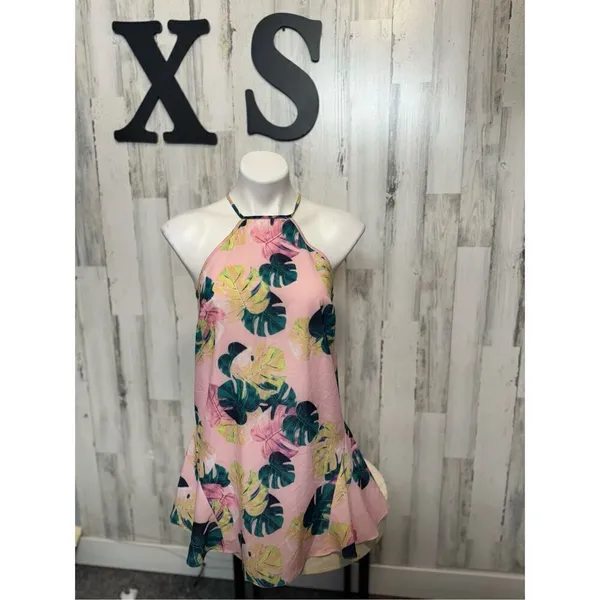 Dress Pink Size 4 - Image 2