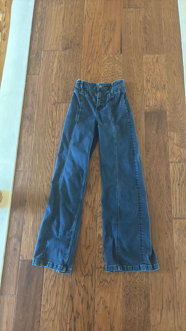 Free People Jeans - Image 4