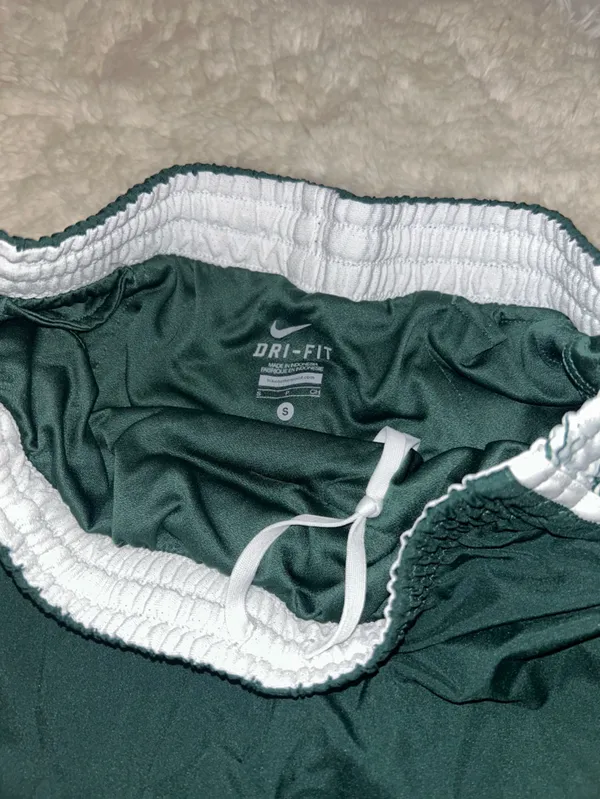 MSU Michigan State University green white Nike dri-fit shorts woman’s small - Image 3