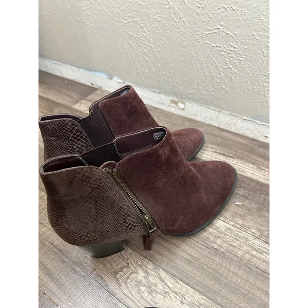 Vionic Anne Suede Ankle Boots Size 10 Brown Preppy Heeled Booties - Image 13