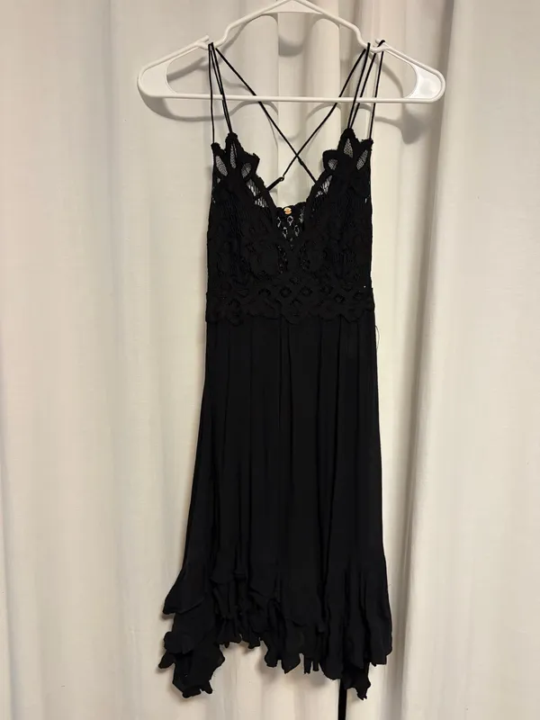 Free People Adella Slip Dress in Black - Image 2