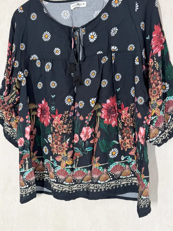 Natural Life Women’s Maribel Top Blouse Rayon in Black Floral Mushroom M - Image 5
