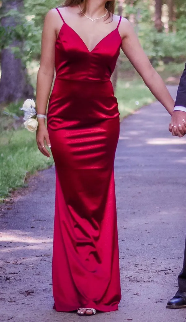 Windsor Red Low Back Prom Dress - Image 2