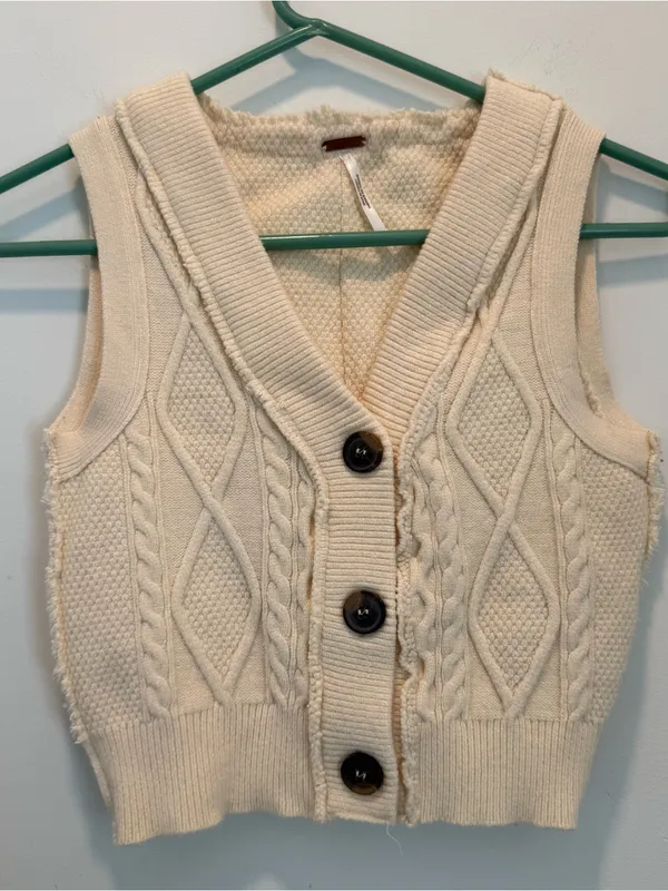Free People Denson Cropped Sweater Vest size M - Image 4
