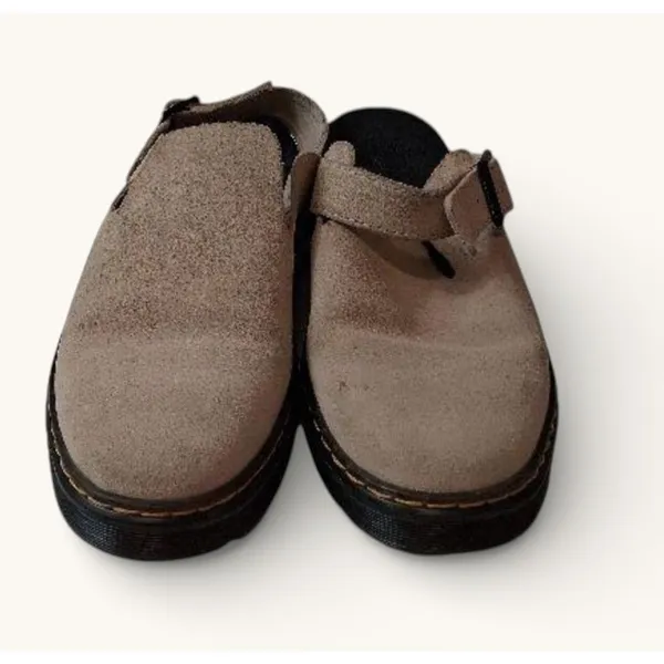 Dr. Martens Carlson‎ Suede Mule Clogs Womens 9 Tan Slip On Buckle AirWair - Image 4