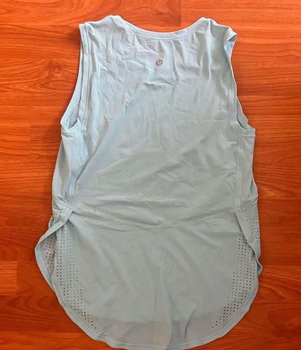 High Neck Split Hem Run Tank Icing Blue - Image 4