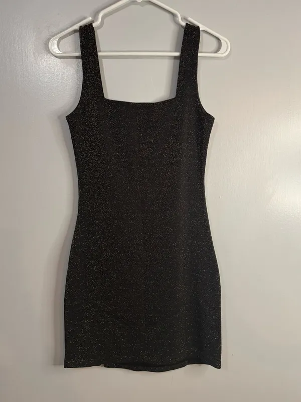 Forever 21 Black Sparkle Mini Dress with Subtle Slit Size Small - Image 2