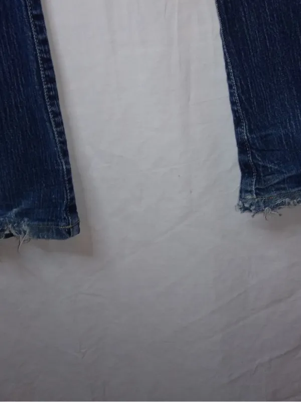 Abercrombie Fitch 28x30 2S Stretch Dark Wash Jeans Short - Image 4