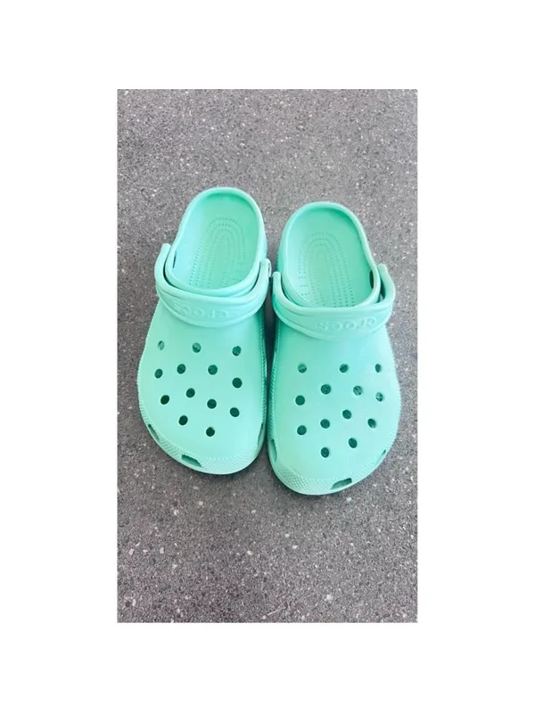 CROCS Classic Clogs Unisex 7 Aquamarine Mint Green Slip On Comfort - Image 6