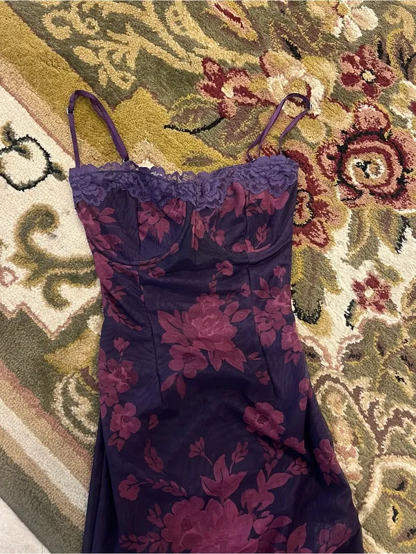 House of CB Aiza Grape Floral Print Maxi Dress - Image 3