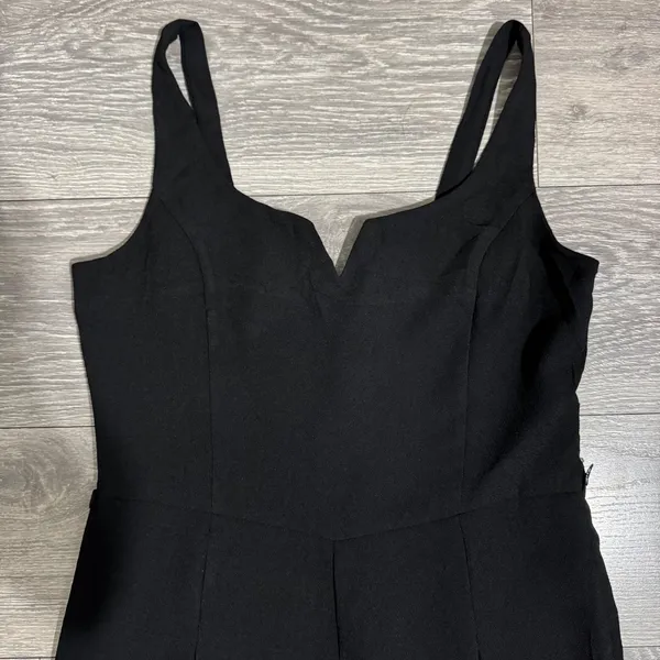 UNIQ Elegant Black Wide Leg V Neck Sleeveless Jumpsuit‎ Women Large - Image 4