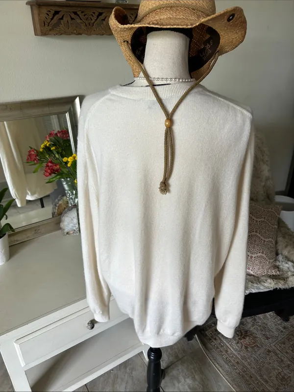 Vineyard Vines Kentucky Derby Cream navy 100% Cashmere crew neck sweater XL - Image 7