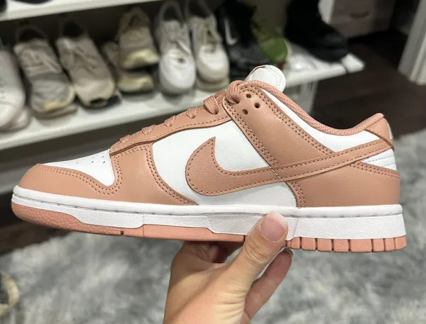 Nike Women’s Dunk Low - Image 7