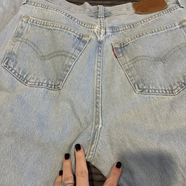 Levis Premium Big E 501 Original Fit Jeans Light Wash Denim Womens W27 L31 (30) - Image 14