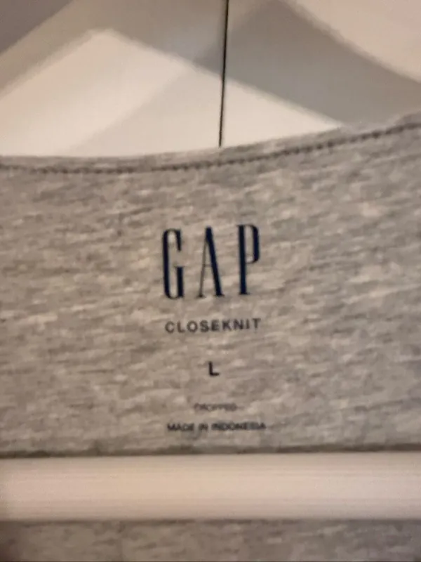 Gap closeknit grey tank jersey size large - Image 3