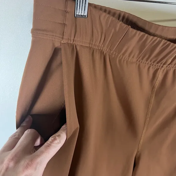 Aritzia The Group by Babaton Cognac Tapered Stretch Pants XL High‎ Rise Pockets - Image 4