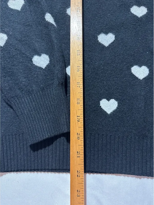 Cozy Black Half-Zip Sweater with Cute White Hearts - Size L - Image 3