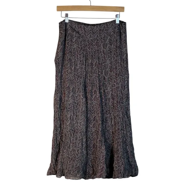 Jones New York Chevron Zigzag 100% Silk Midi Skirt Burgundy Black Size 10 - Image 4