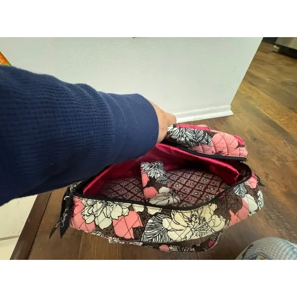 Vera Bradley Mocha Rouge Quilted Laptop Messenger Bag Pink Floral Crossbody - Image 3