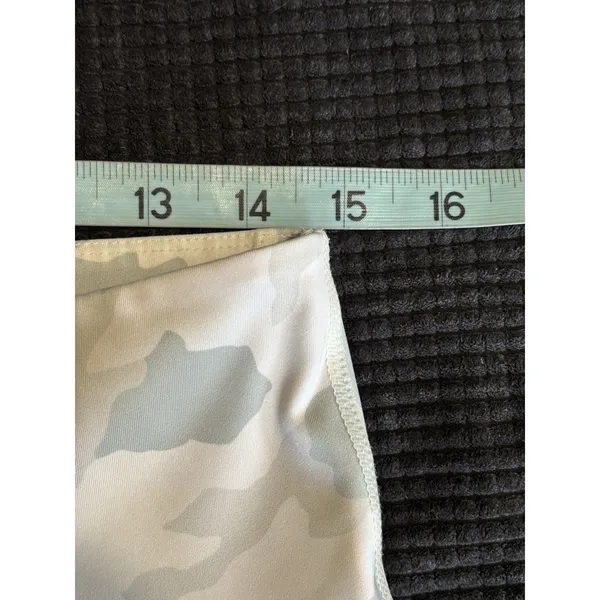 Just Fab Camo Ankle Leggings Size XL High Rise Activewear Pockets Cream/Gray EUC - Image 5
