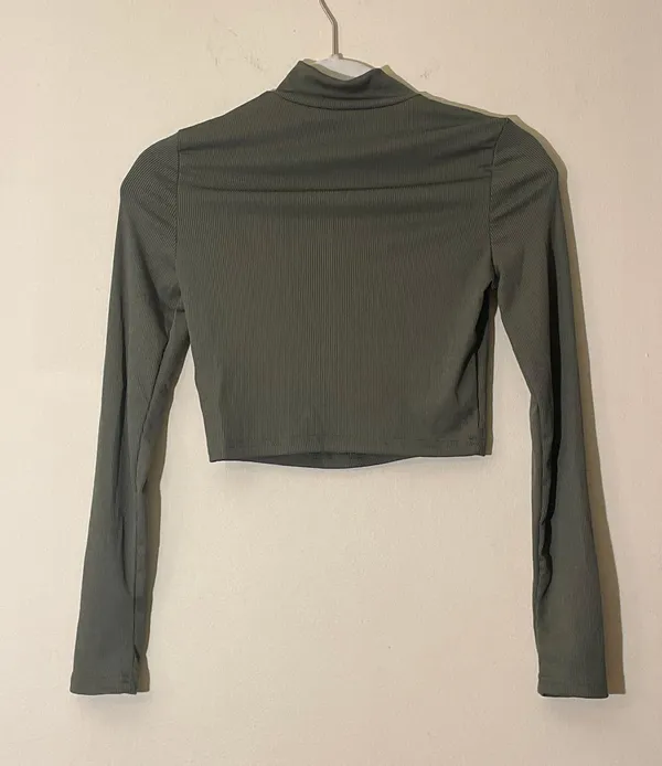 Cropped Zip top - Image 2