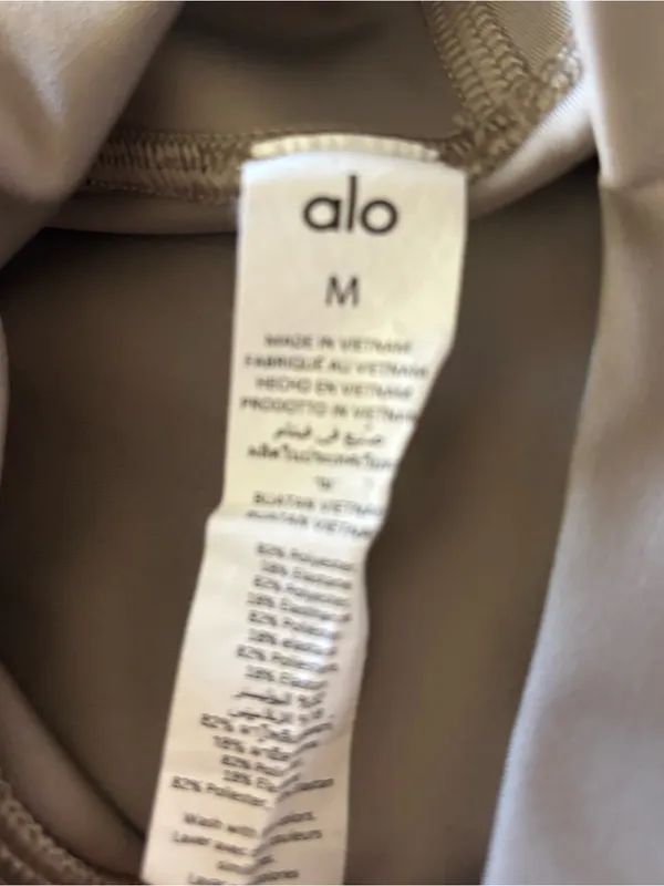 ALO YOGA High-Waist Airlift Short 3" High Compression Shiny Beige Taupe size M - Image 5