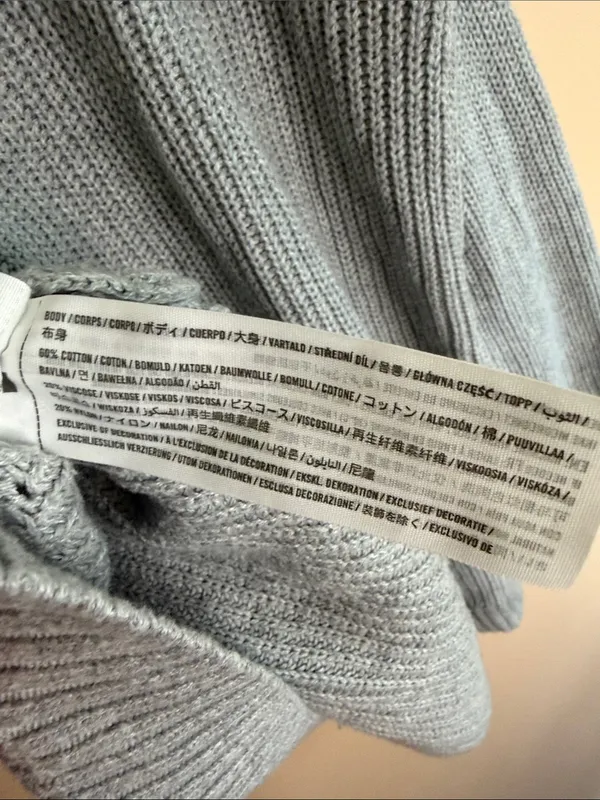 Hollister Light Gray Crewneck Knit Sweater - Image 6