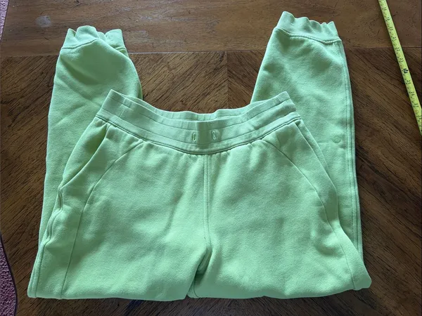 Lululemon Scuba Joggers - Image 4